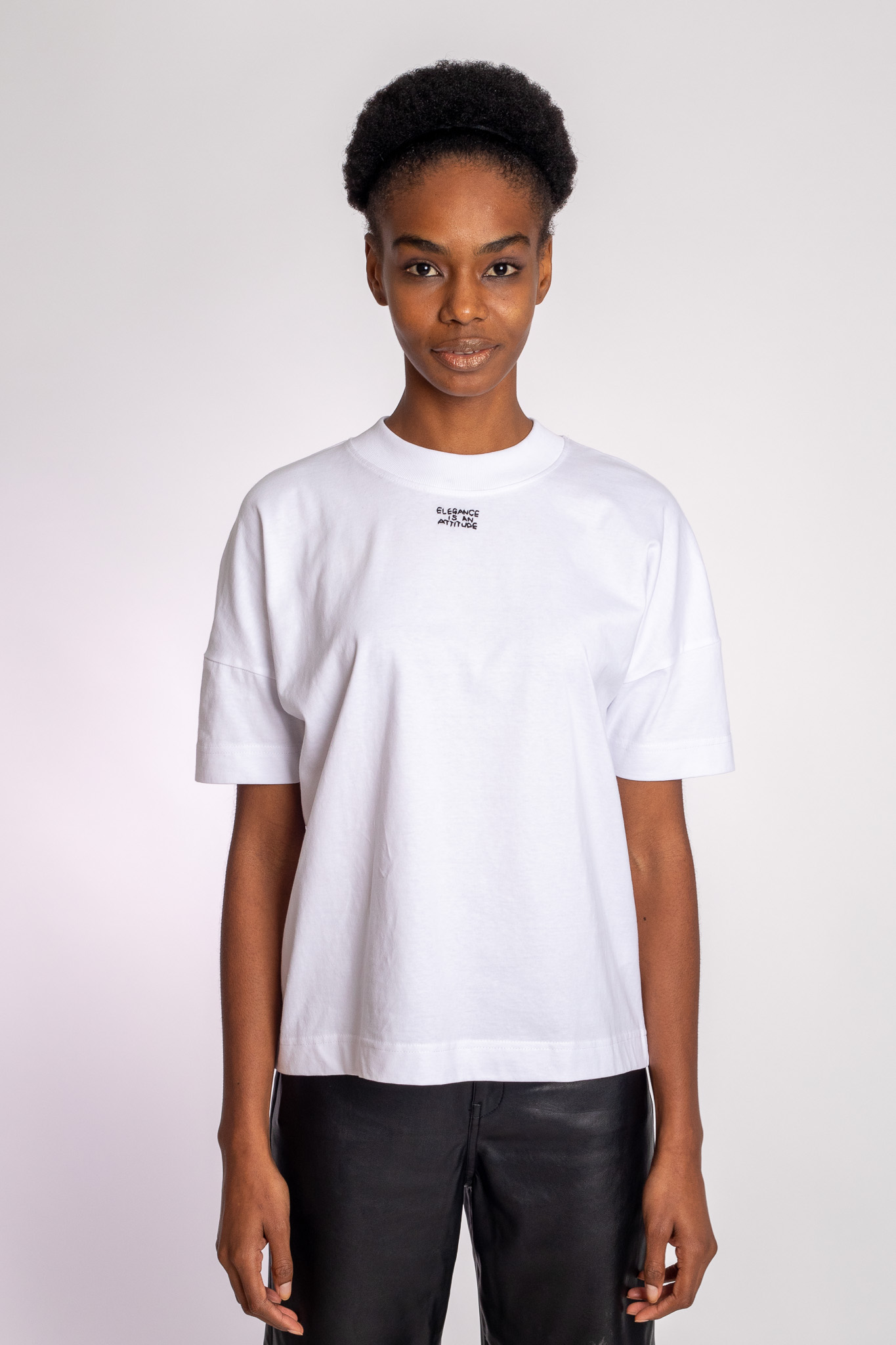 tee-shirt woman white embroided