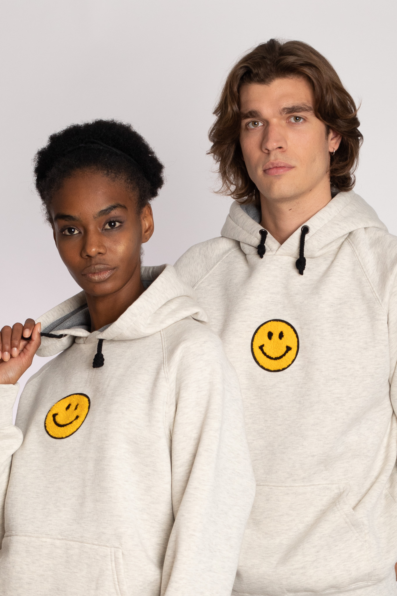 smiley face white hood sweatshirt unisex